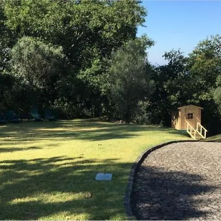 Βίλα Amazing Farmhouse With Huge Pool In Geres Geres